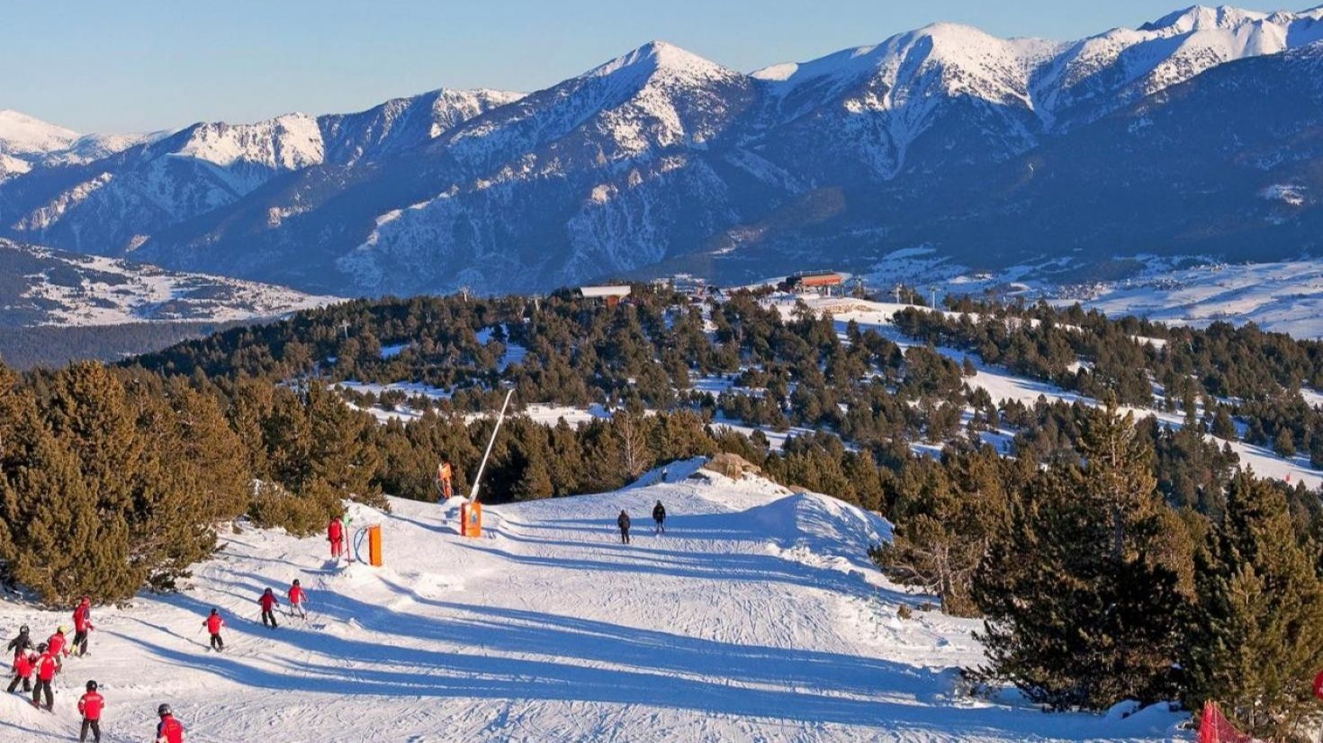 Le gouvernement présente un plan d'aide pour le tourisme de montagne